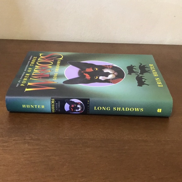3/$20 📚 Power of Three Warriors, Long Shadows, Erin Hunter, Hardcover - Picture 6 of 9